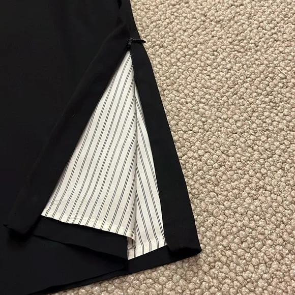 Classic Black Knee-Length Pencil Skirt for the Office - Picture 5 of 11